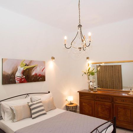 Athina House "By Checkin" Apartment Heraklion  Exterior photo
